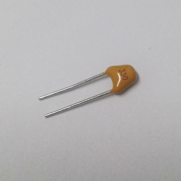Ceramic Capacitor 33pF/200V (10%)